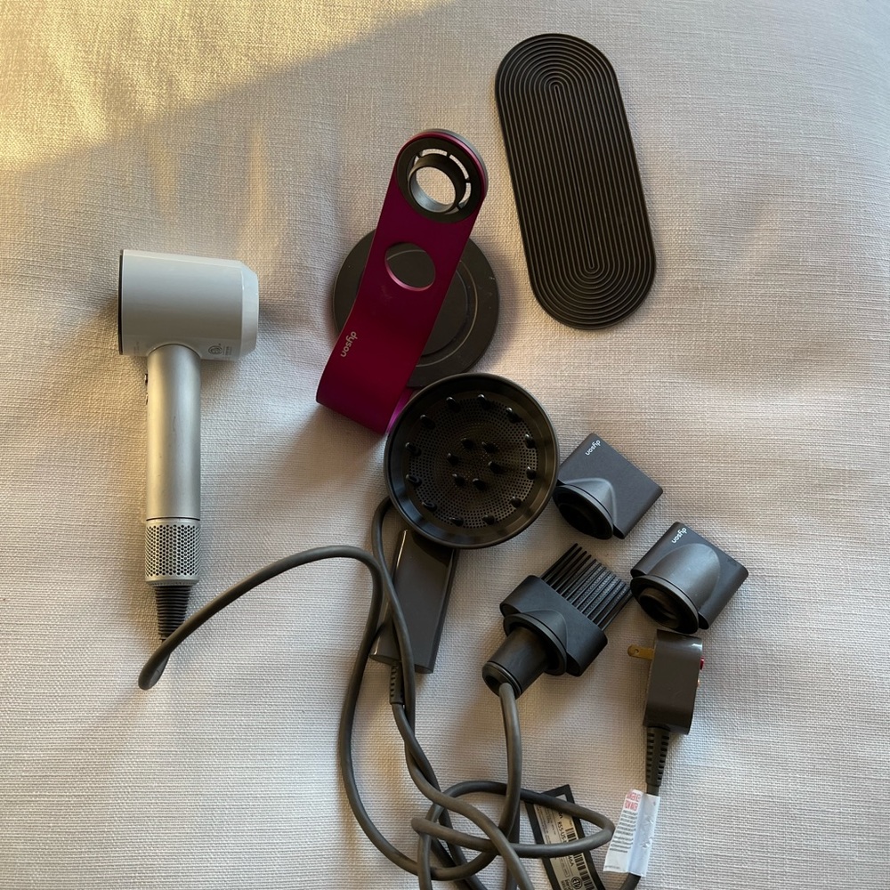 Dyson Supersonic Blowdryer